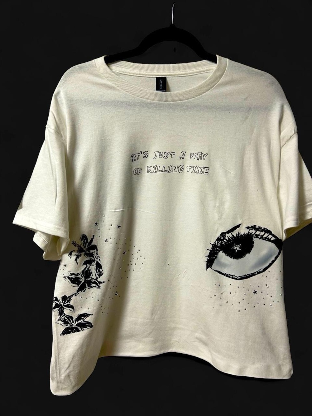 Cream Short-Sleeve Graphic Crop Tee with Black Eye & Floral Motif